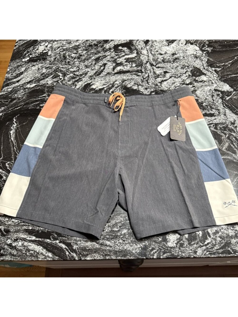 Dark Seas Panel 18.5” Boardshorts Black Mens Size 38 NWT